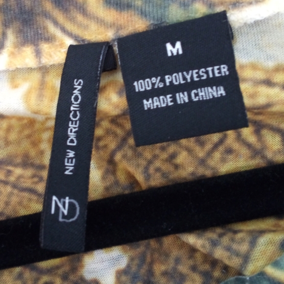 ND New Directions Early 2000s Y2K Bedazzled Angled Rushed Sleeve Floral Top M - Picture 2 of 7